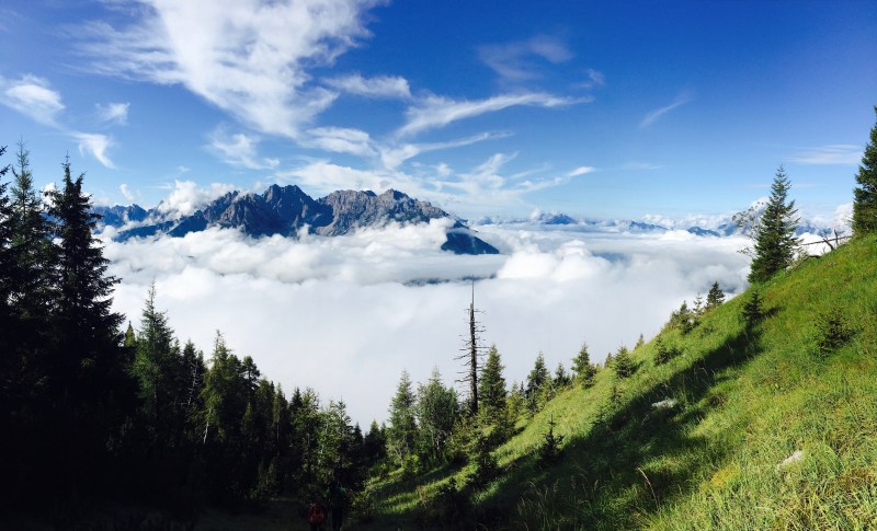 mare di nuvole con Cridola e Montanel