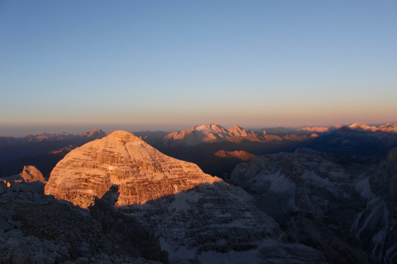 Alba dalla Tofana di mezzo (Cortina)