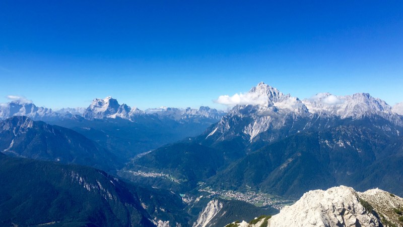 monte Pelmo dalla cima del Picco di Roda